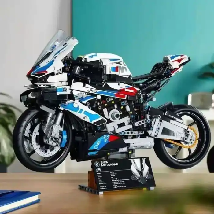 Купити Конструктор Technic мотоцикл BMW M 1000RR 1920 деталей сумісний з LEGO лего за 1590 грн