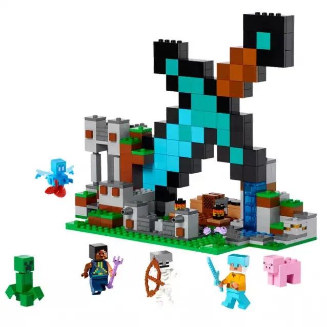Купити Конструктор Minecraft Форпост із мечем 573 деталі My World за 890 грн