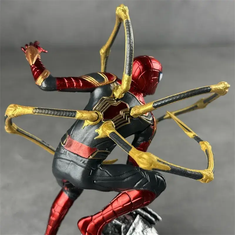 Купити Фігурка Людина Павук Avengers колекційна фігурка Iron Spider man Месники "Залізний Паук" 20 см за 790 грн