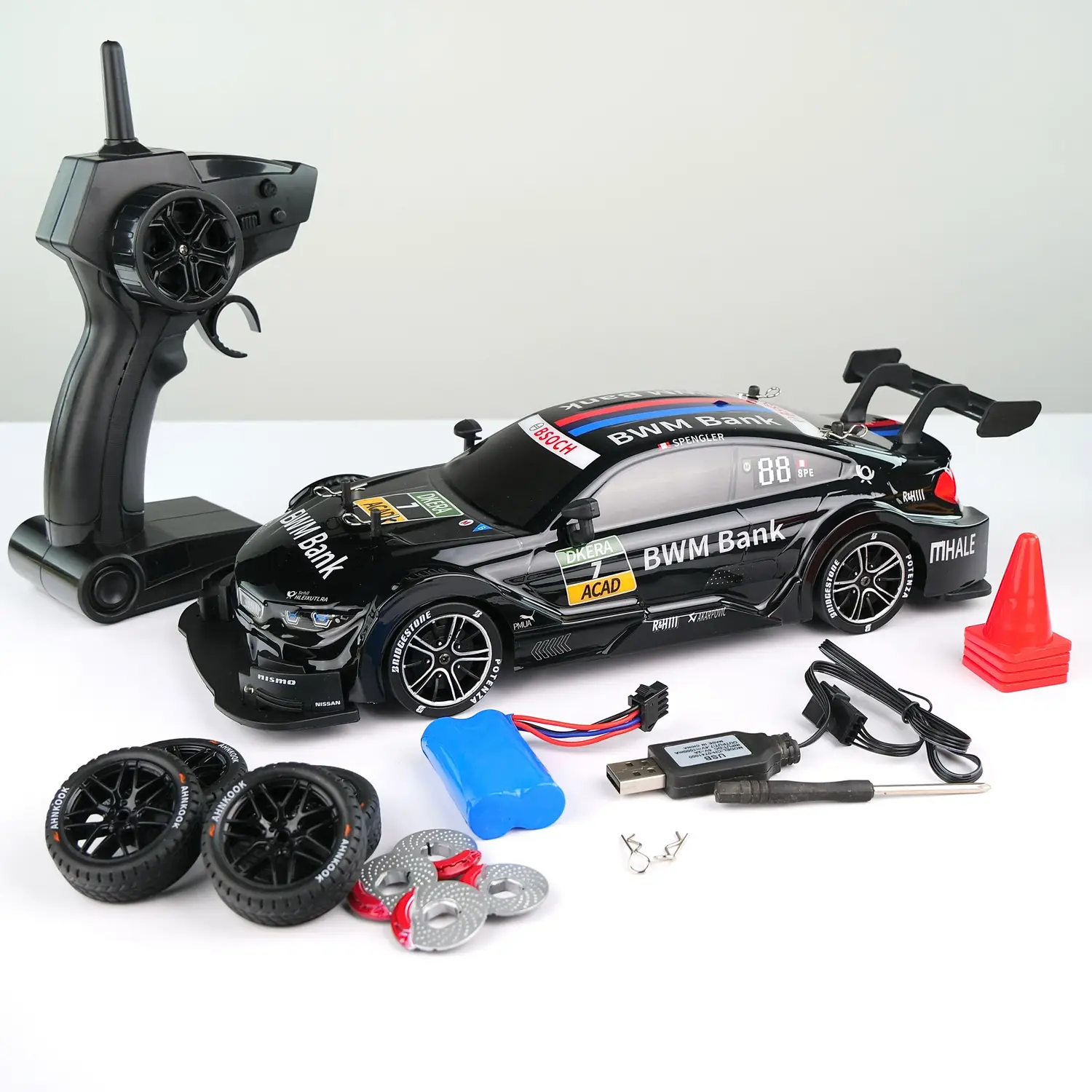Купити Машинка на радіокеруванні BMW M4 для дрифту 40 км/год із повним приводом БМВ 4WD за 1590 грн
