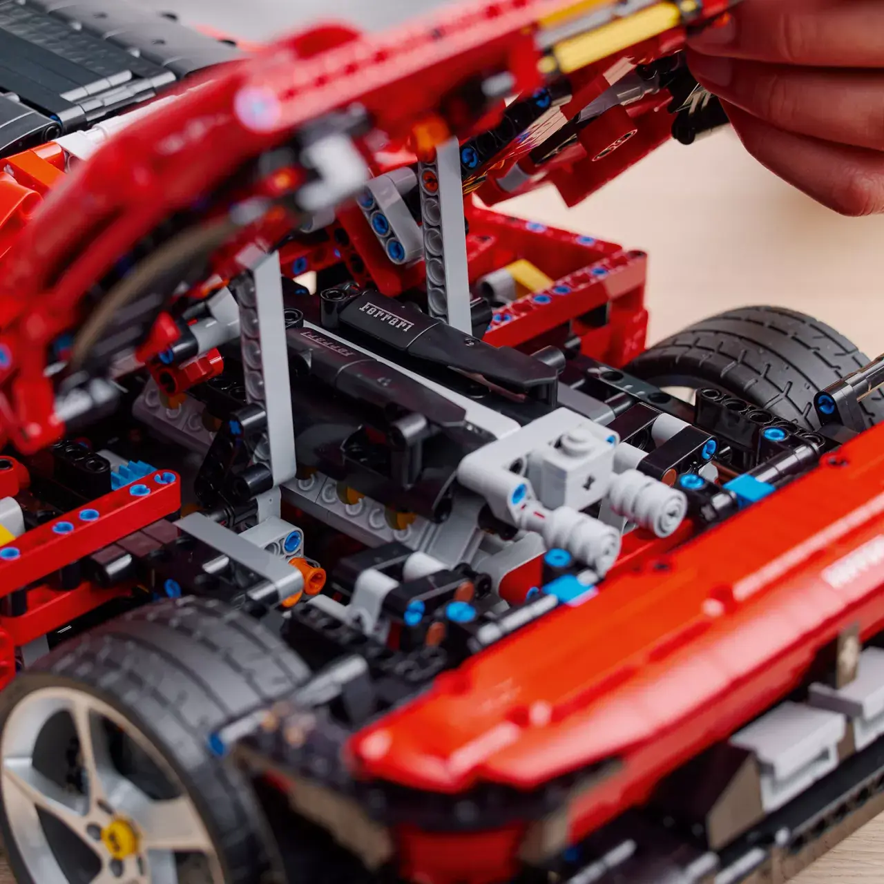 Купити Конструктор Technic Ferrari Daytona SP3 3778 деталей (42143) сумісний з LEGO лего за 3390 грн