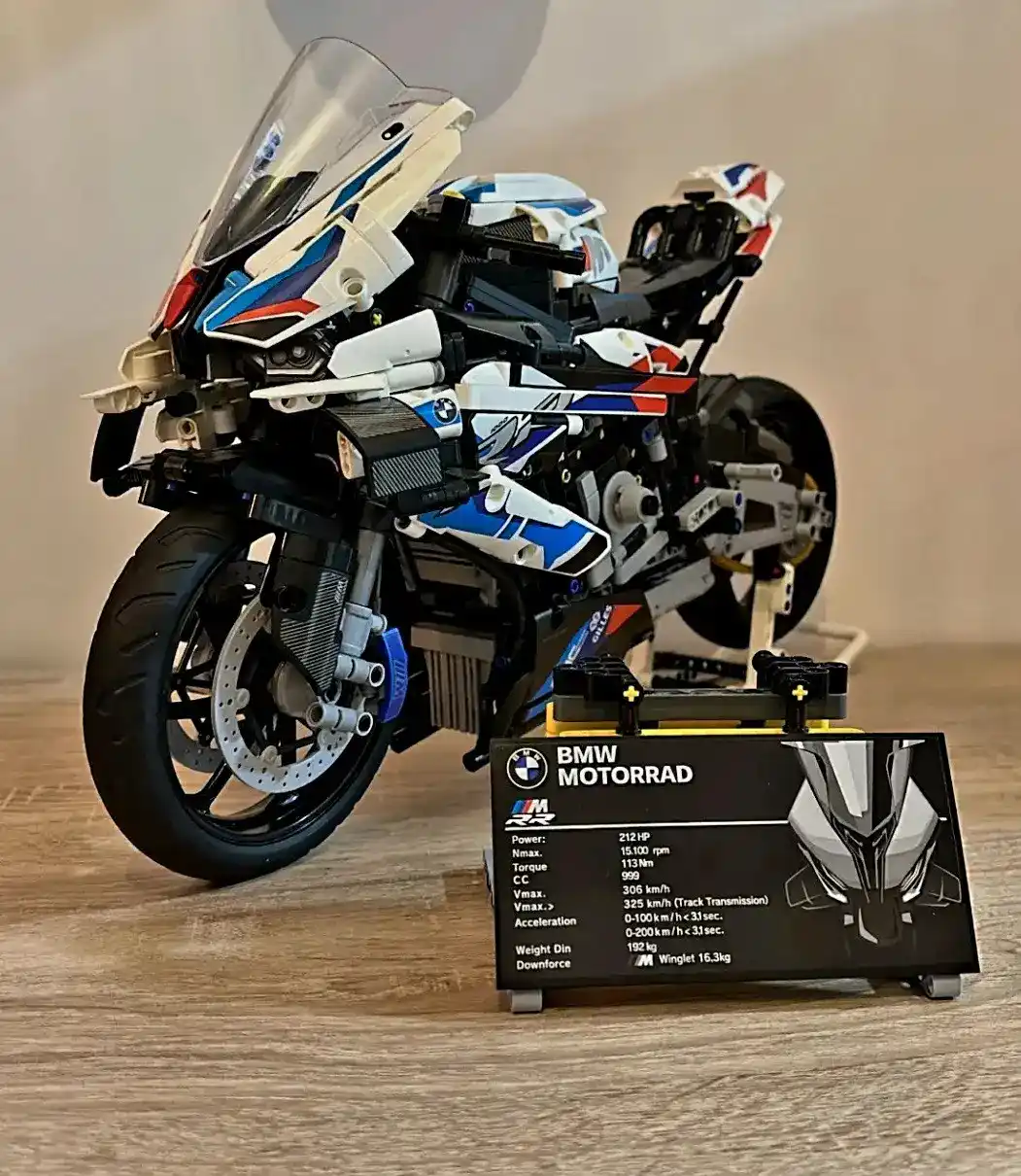 Купити Конструктор Technic мотоцикл BMW M 1000RR 1920 деталей сумісний з LEGO лего за 1590 грн